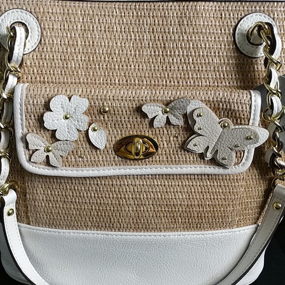 Liz Claiborne Summer Purse - Picture 2 of 6